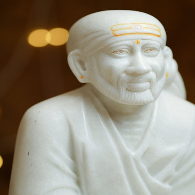 Divine Shirdi Sai Baba: The Symbol of Peace and Devotion