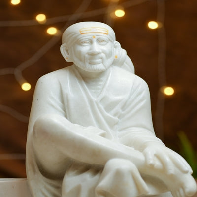 Divine Shirdi Sai Baba: The Symbol of Peace and Devotion